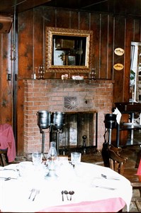 Image description is not available for 1985.009